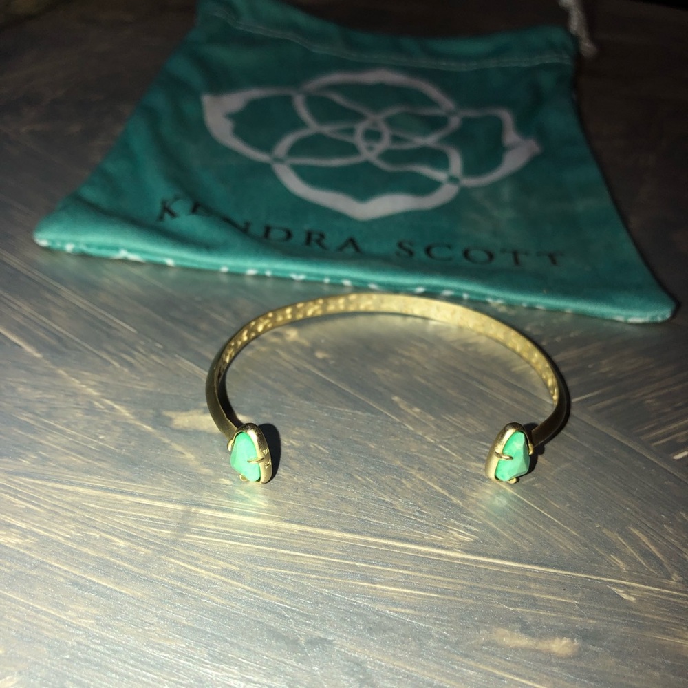 Kendra Scott Hanna cuff bracelet in seafoam